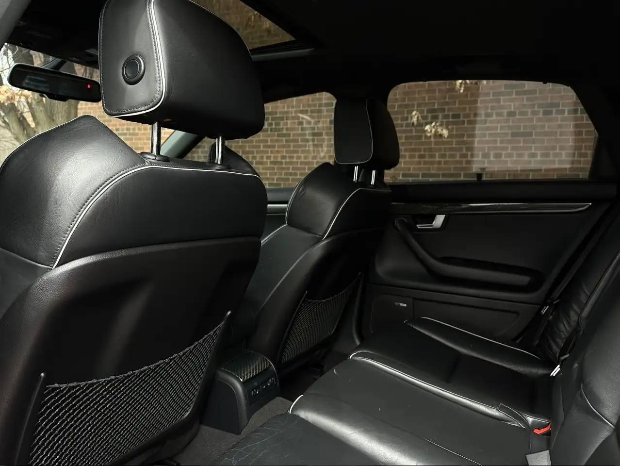 Audi RS4 снимка Audi RS4