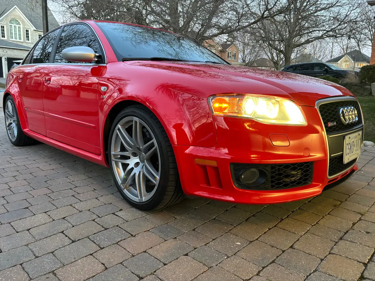 Audi RS4 снимка Audi RS4