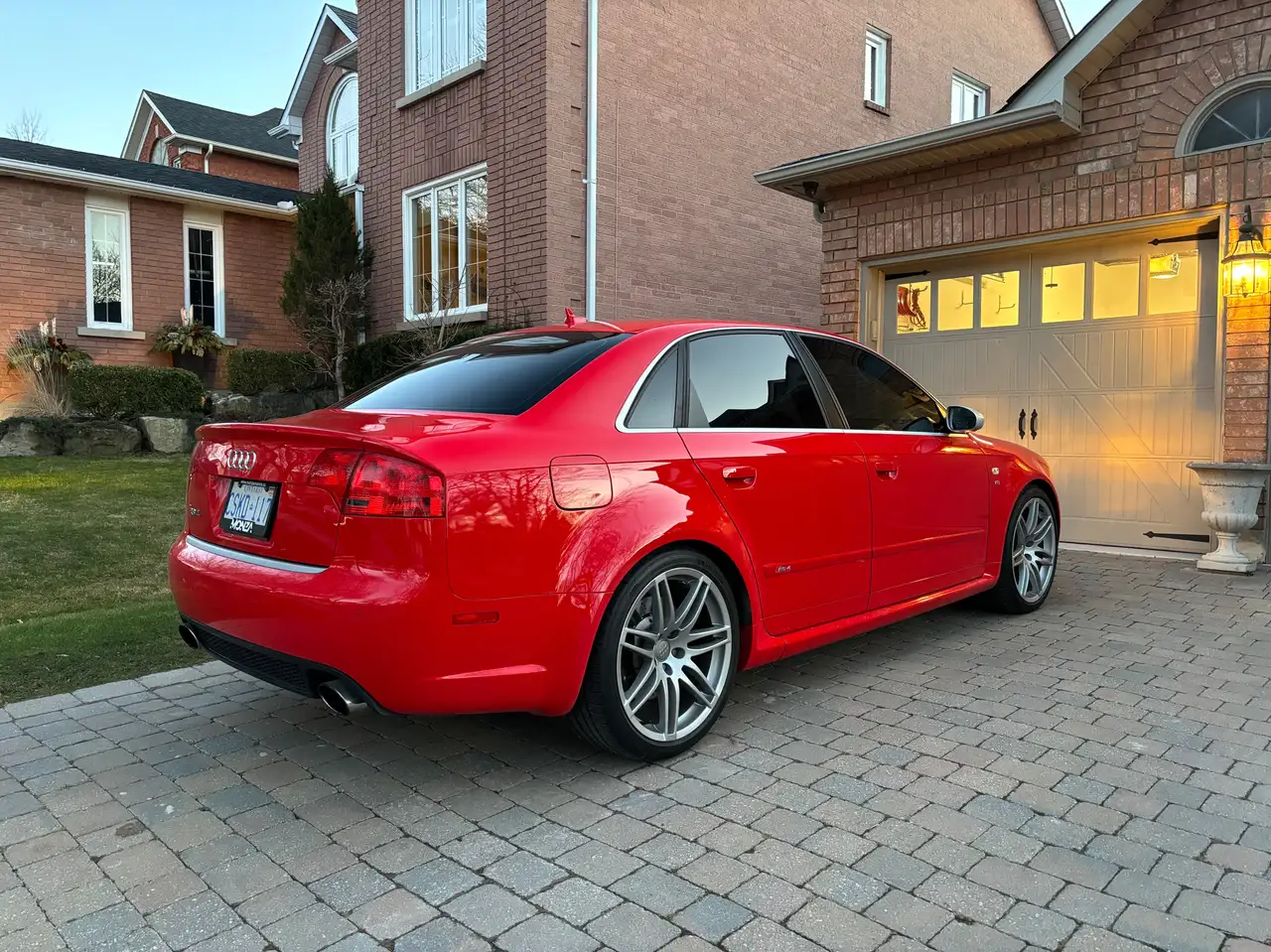 Audi RS4 снимка Audi RS4