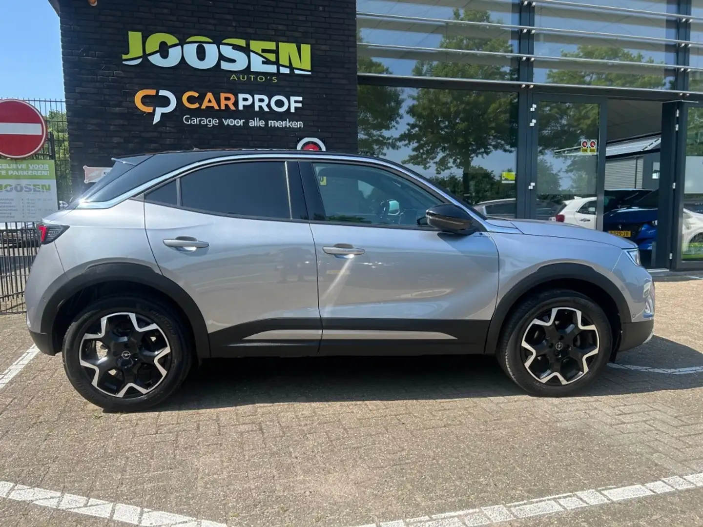 Opel Mokka 1.2 TURBO ULTIMATE Grijs - 2