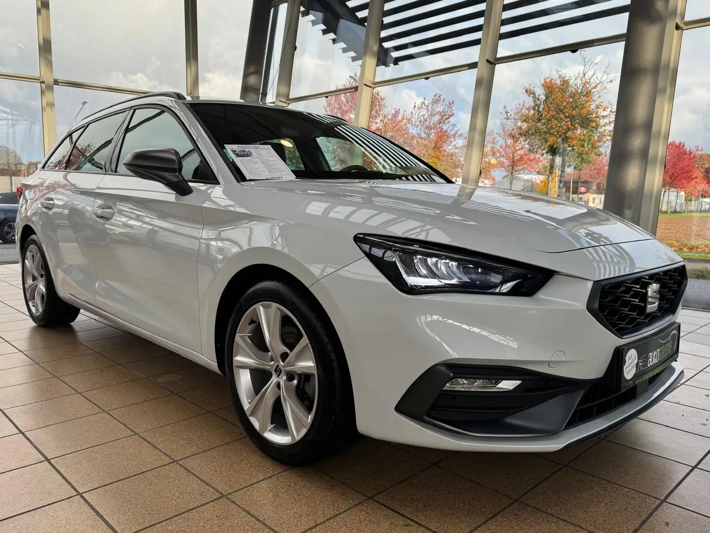 SEAT Leon Leon Sportstourer 1.5 eTSI ACT OPF DSG FR - 1