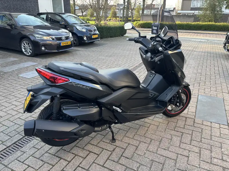 Yamaha X-Max 400 - foto 2