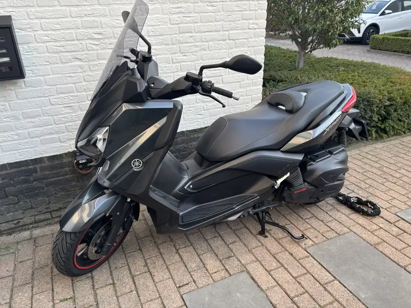 Yamaha X-Max 400 - foto 6