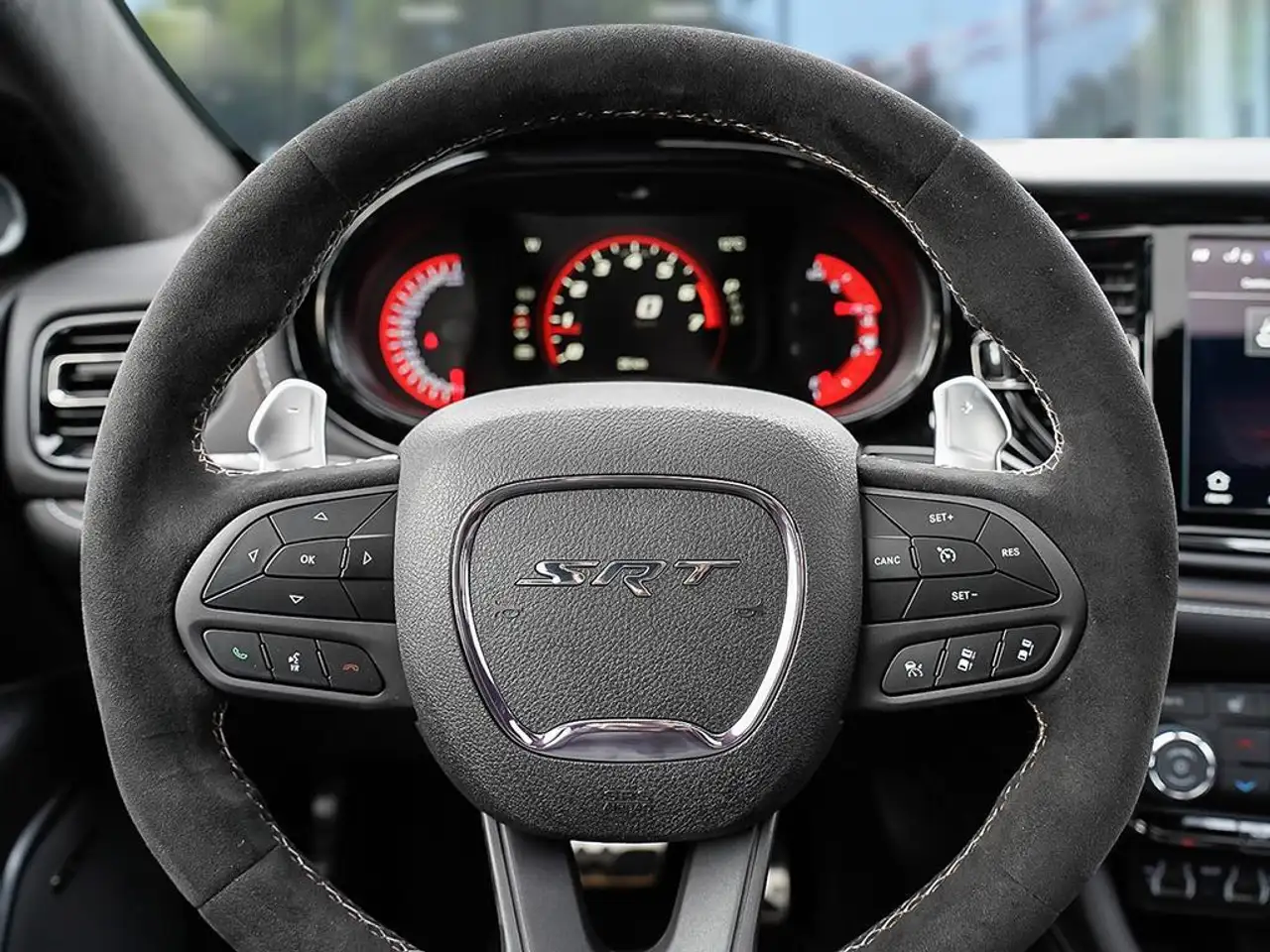 Dodge Durango снимка Dodge Durango