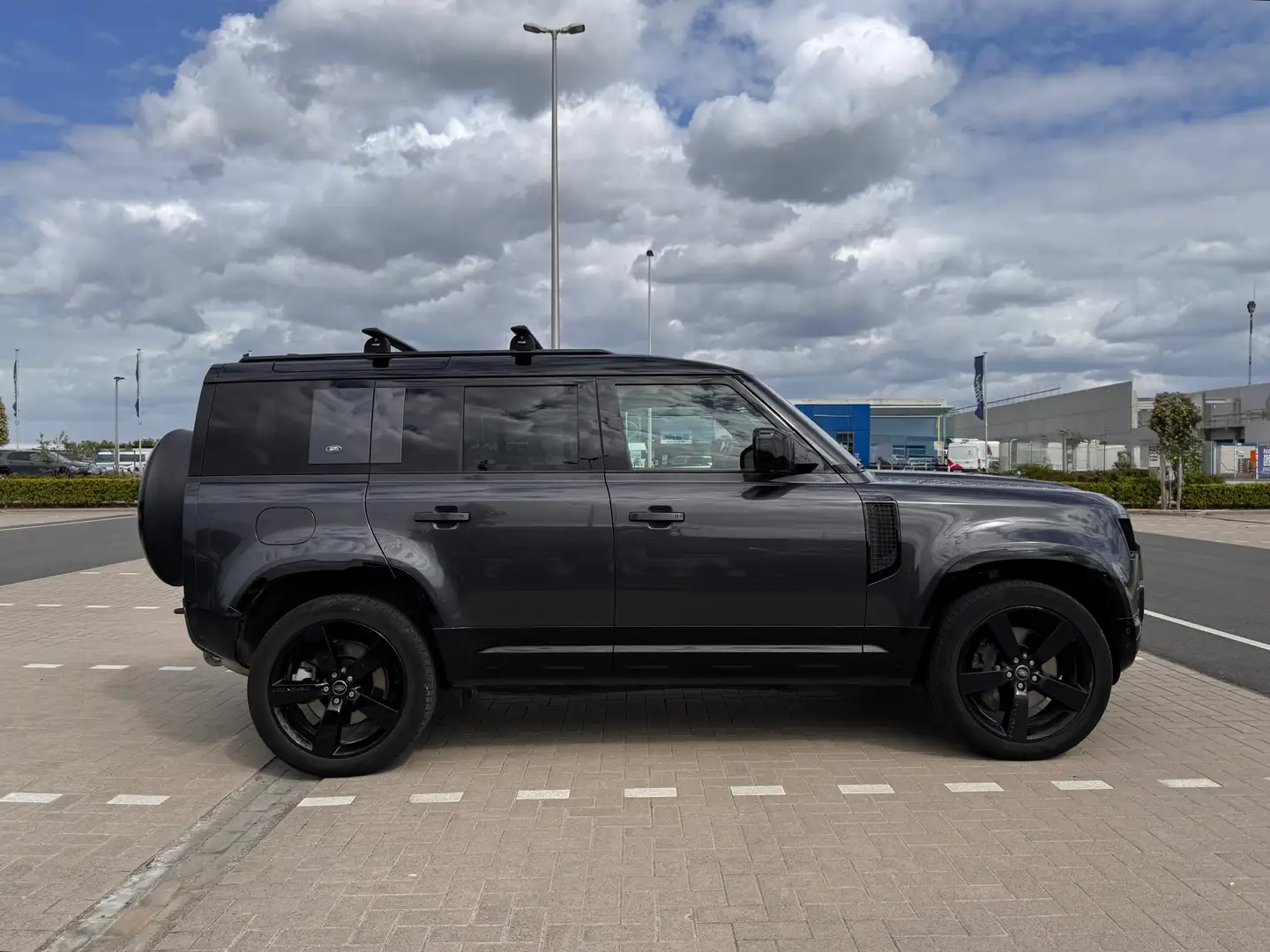 Land Rover Defender Defender 110 D250 X-DYNAMIC SE Gris - 1