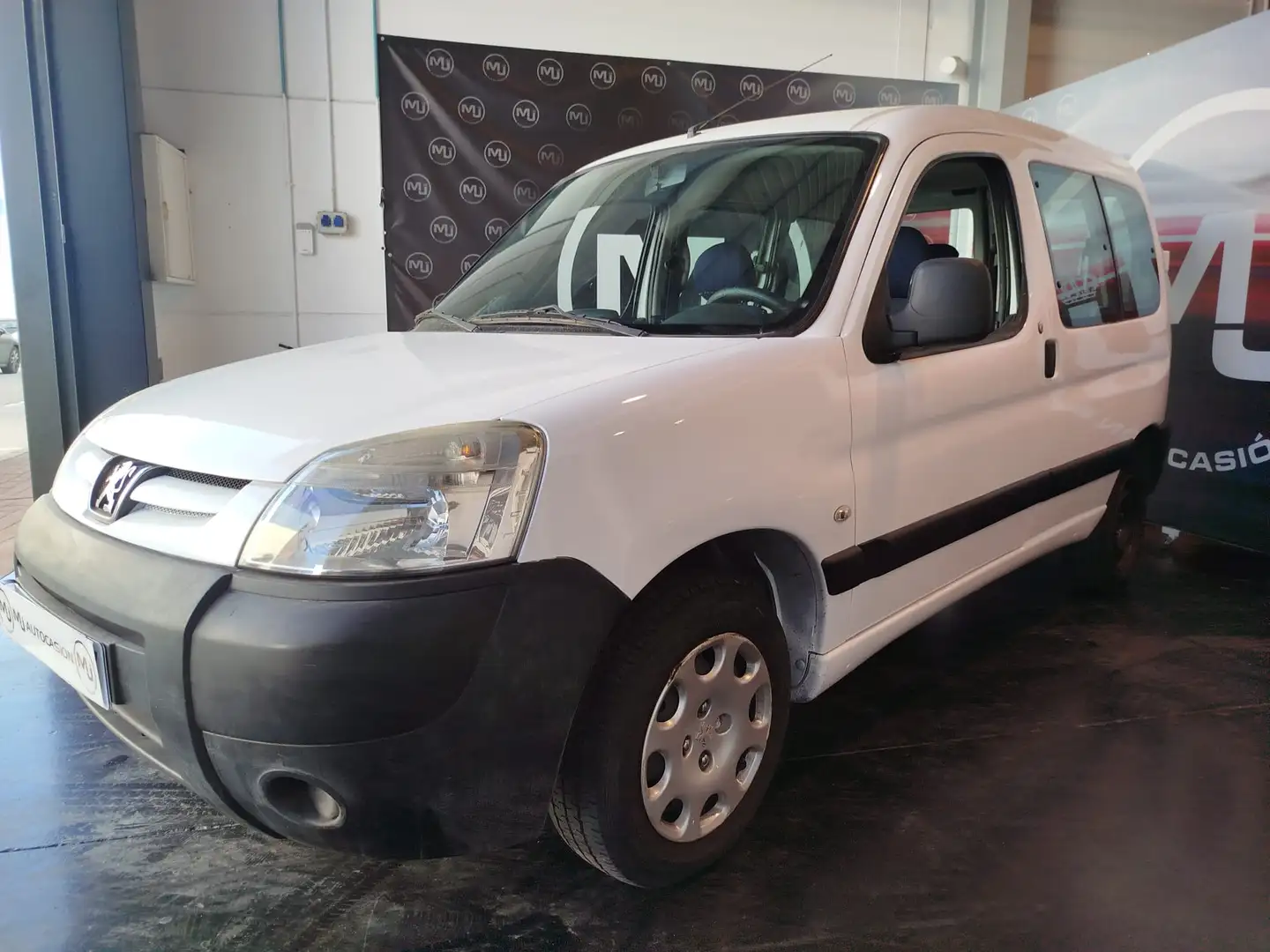 Peugeot Partner Origin Combi 1.6HDI Blanco - 2