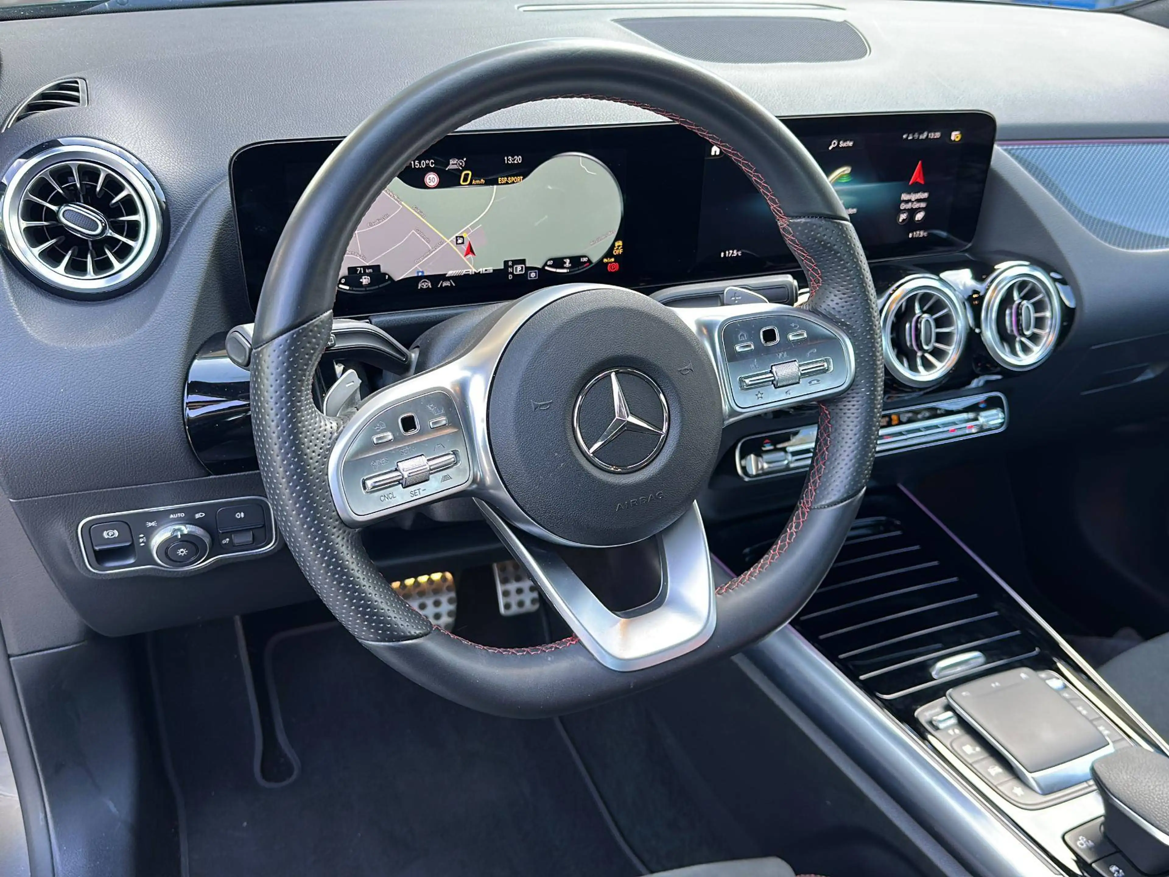 Mercedes-Benz GLA 35 AMG GLA 35 AMG 4Matic*Distronic*Kamera*Memory*Panorama — photo 12