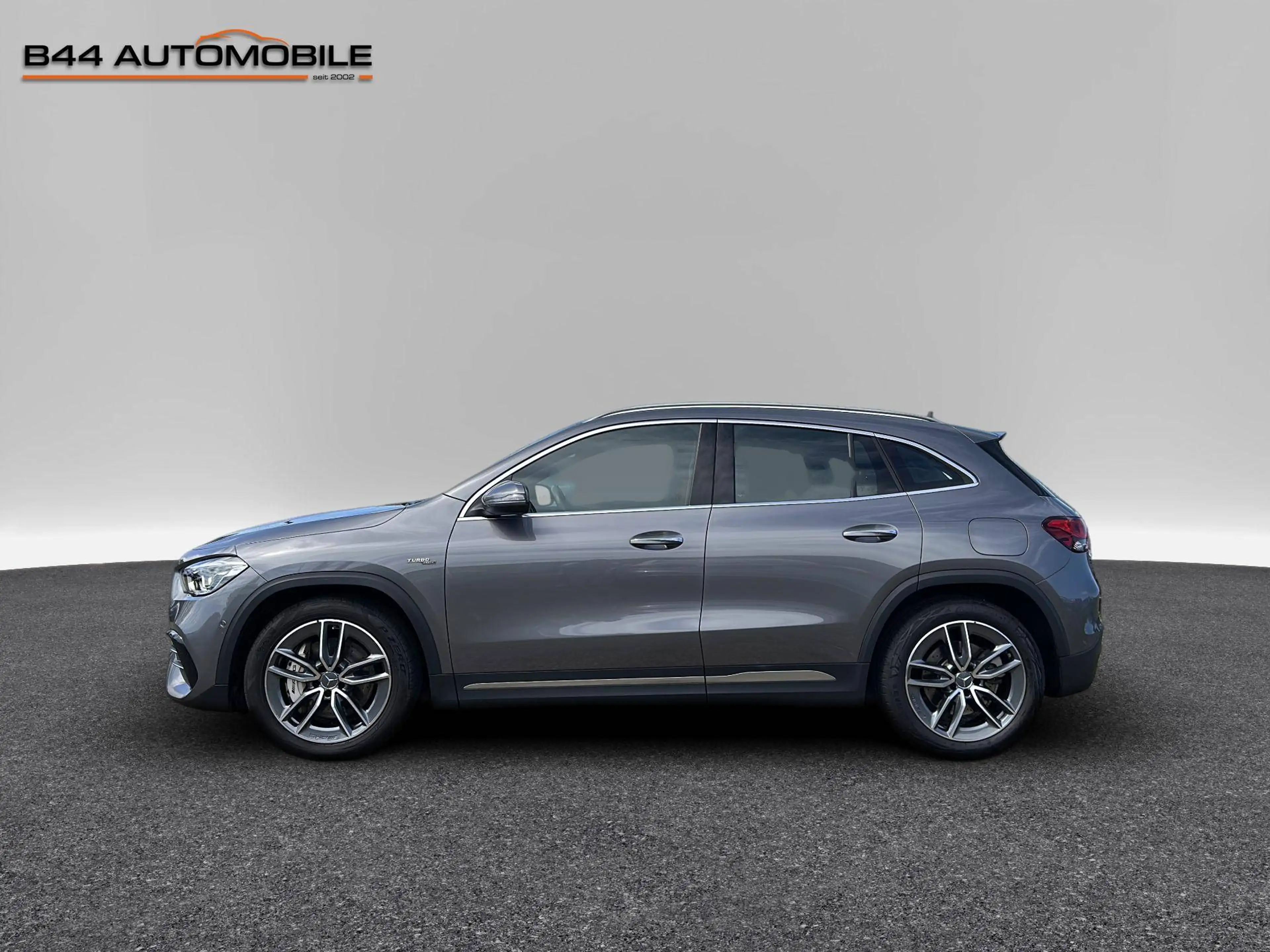Mercedes-Benz GLA 35 AMG GLA 35 AMG 4Matic*Distronic*Kamera*Memory*Panorama — photo 3