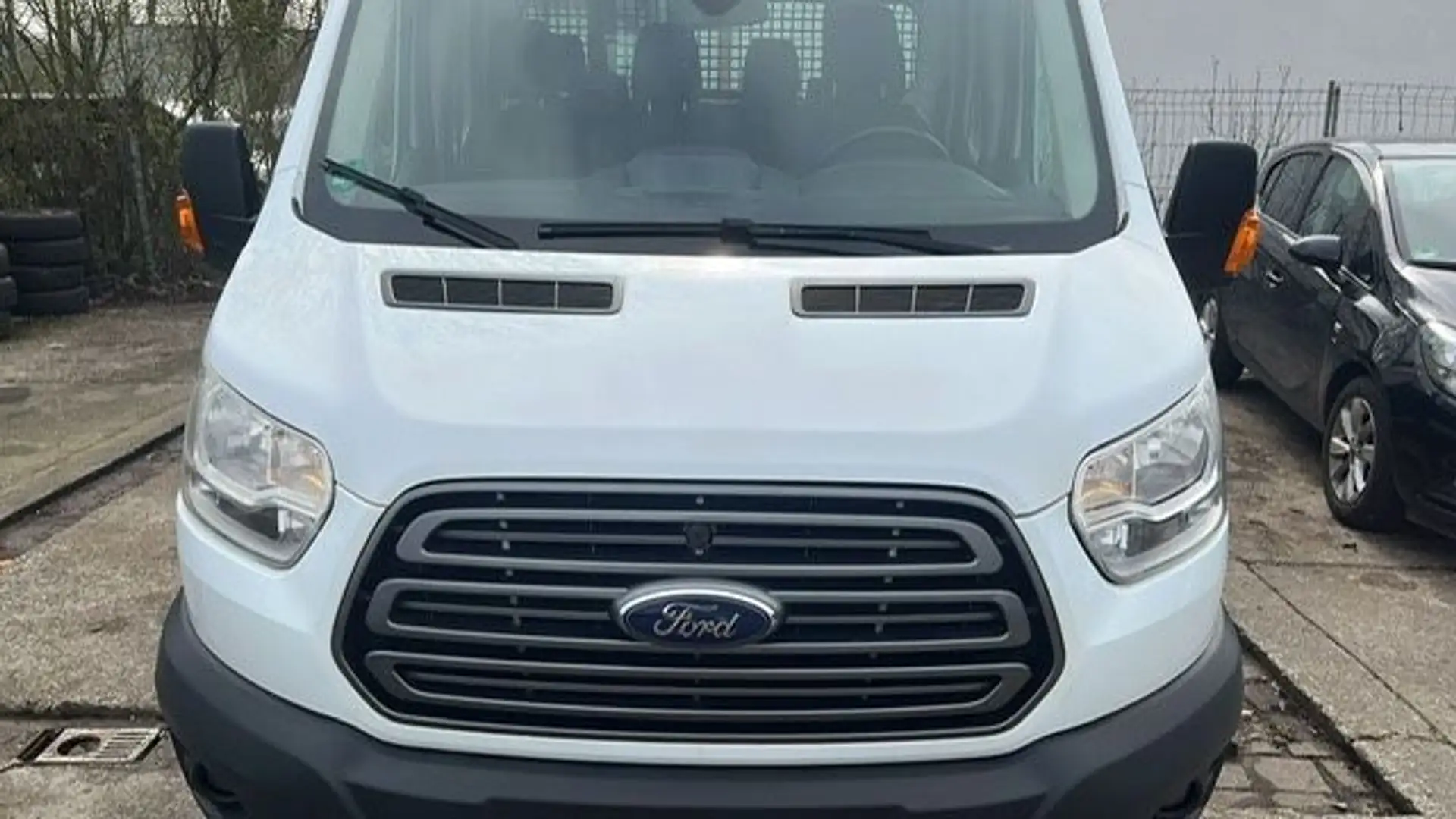 Ford Transit Pritsche Doppelkabine Weiß - 1
