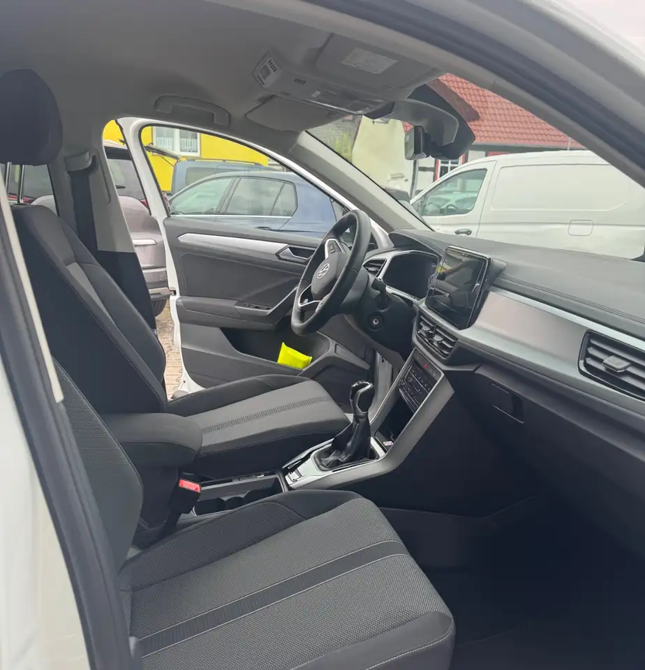 Volkswagen T-Roc 1.0 TSI Life 5
