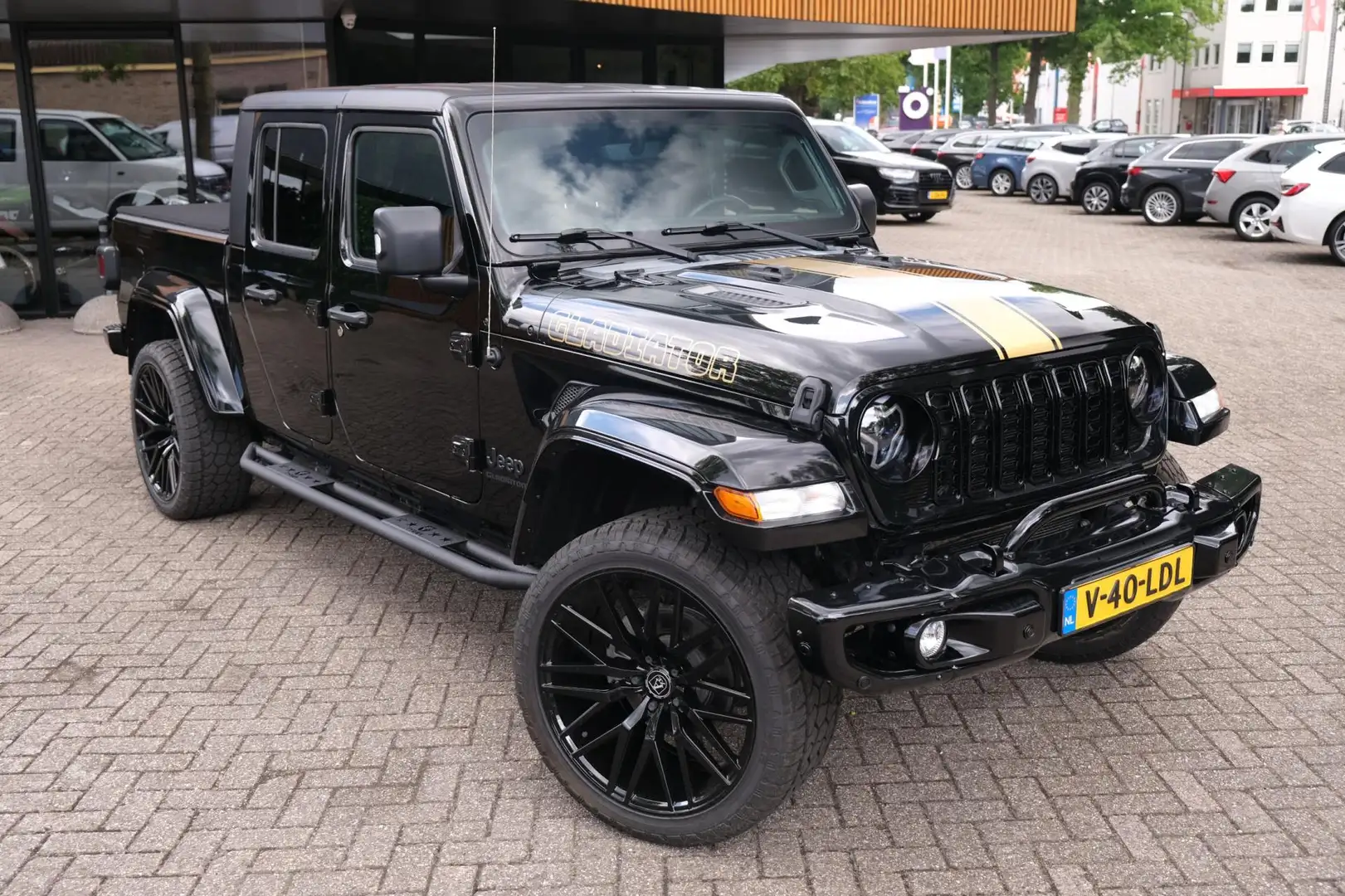Jeep Gladiator 3.6 Sport NIEUW/900KM!/Grijs kenteken/Bedcover/22" Zwart - 2