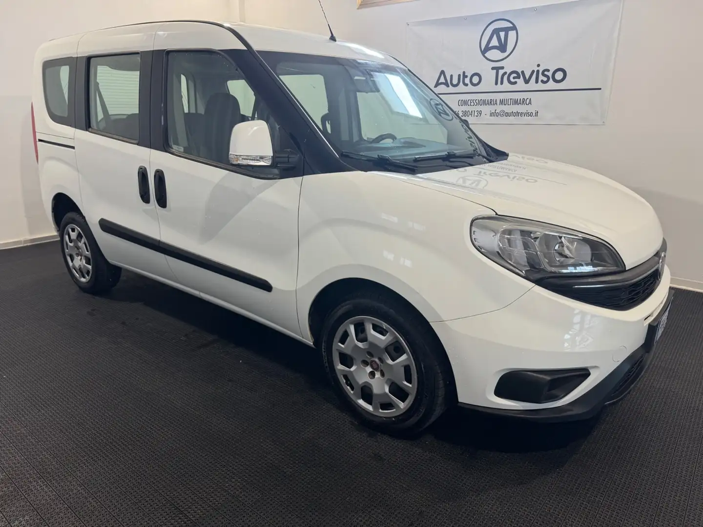 Fiat Doblo Doblò 1.6 MJT 16V 95CV Lounge AUTOVETTURA Bianco - 2