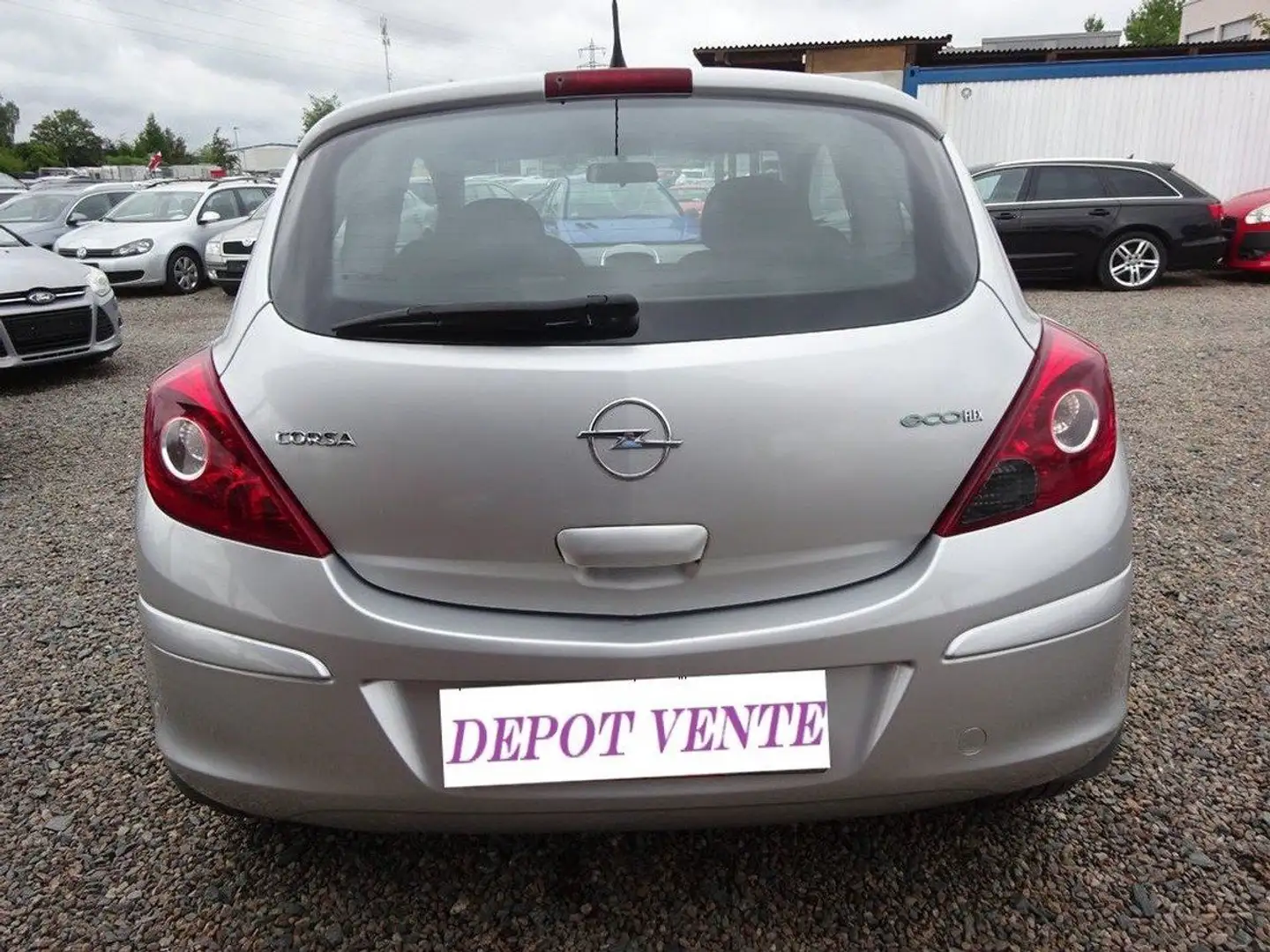 Opel Corsa 1.2 Edition Gris - 2