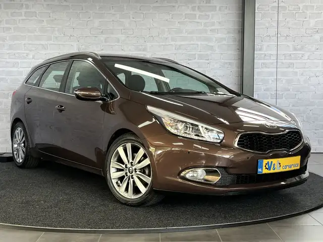 Kia Ceed SW / cee'd SW Sportswagon 1.6 GDI Super Pack Premium Navigatie C