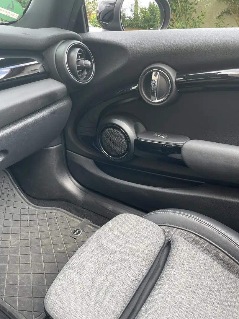 MINI Cooper Cabrio Nächster Service schon bezahlt! TÜV NEU Schwarz - 2
