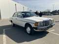 Mercedes-Benz 300 D Beyaz - thumbnail 1