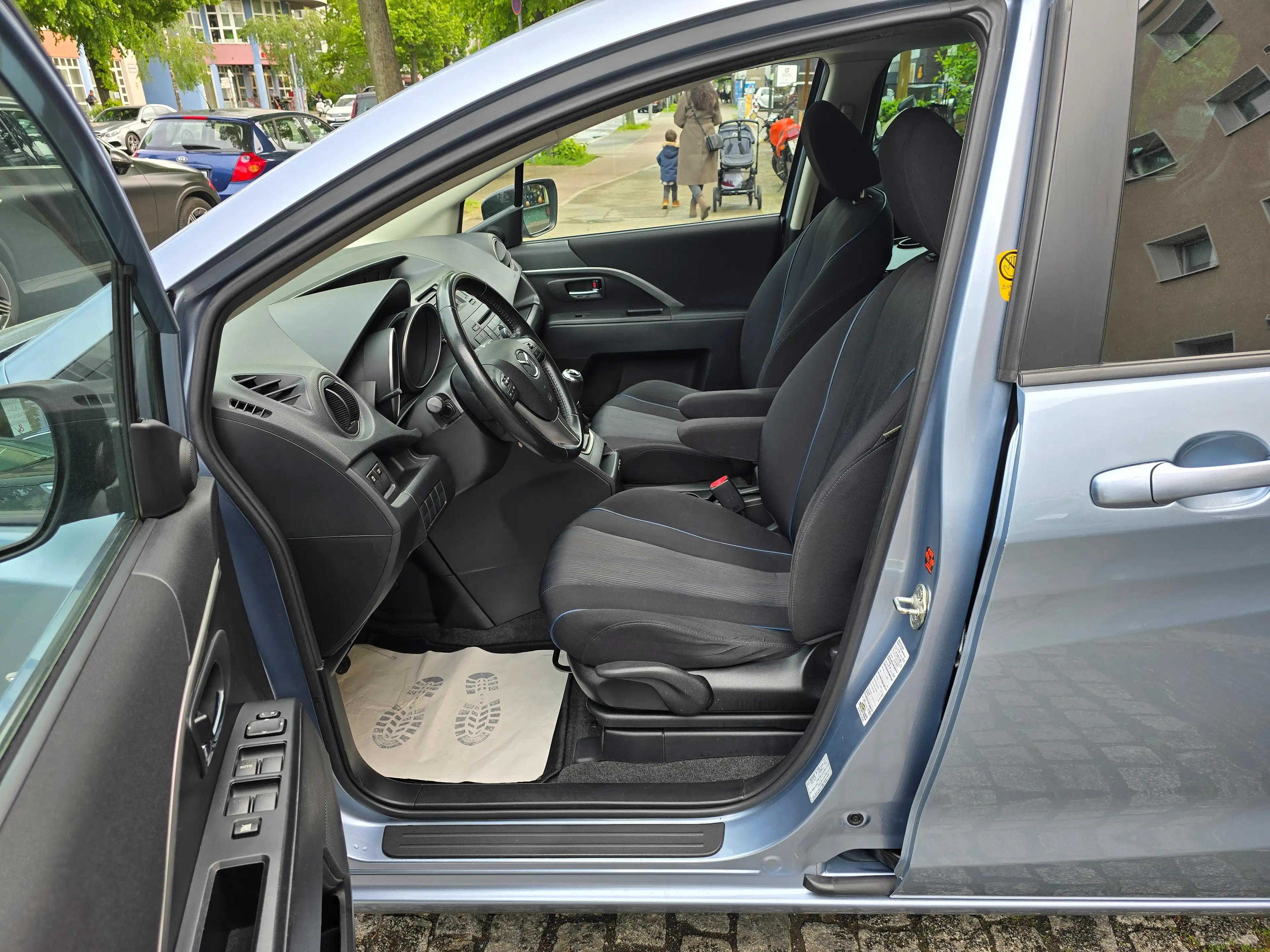 Mazda 5 Center-Line/2.Hand/Klima./PDC/AHK/Alu/7.Sitzer/SHZ — photo 7