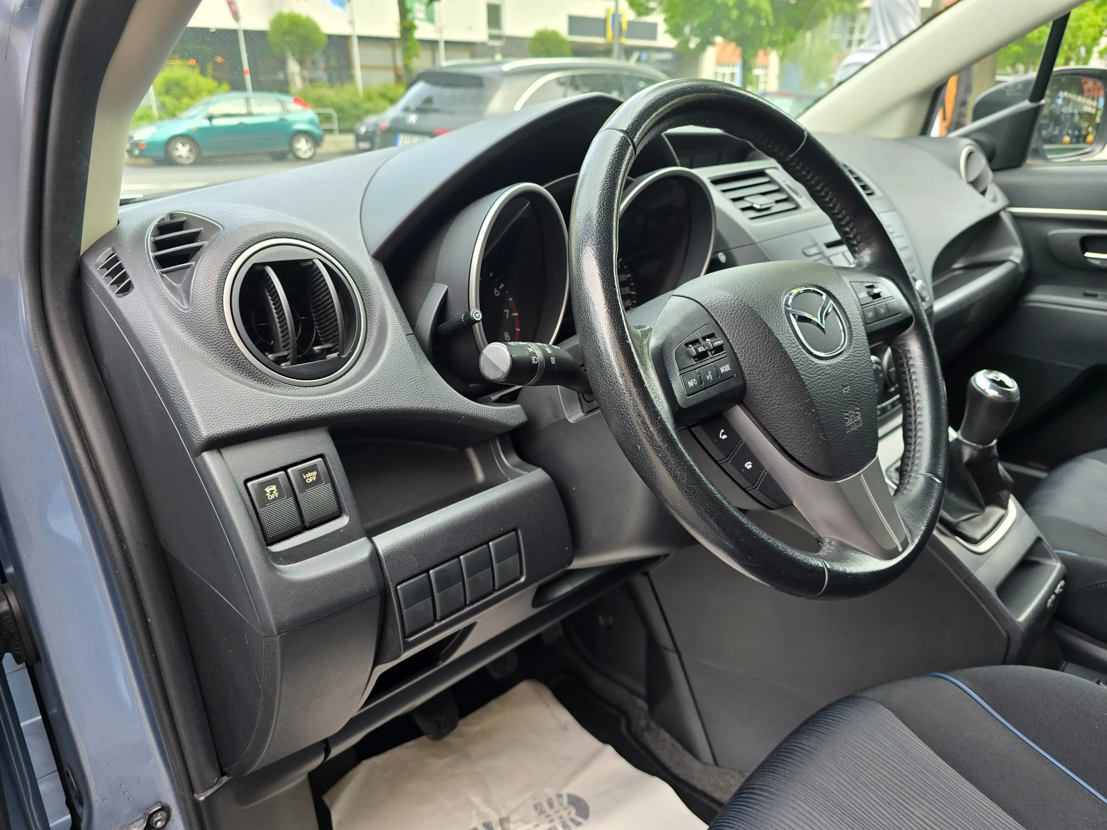 Mazda 5 Center-Line/2.Hand/Klima./PDC/AHK/Alu/7.Sitzer/SHZ — photo 6