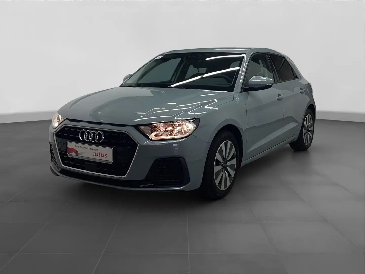 Audi A1 30 TFSI ADVANCED LM16 SITZHZ SMARTP Grau - 2