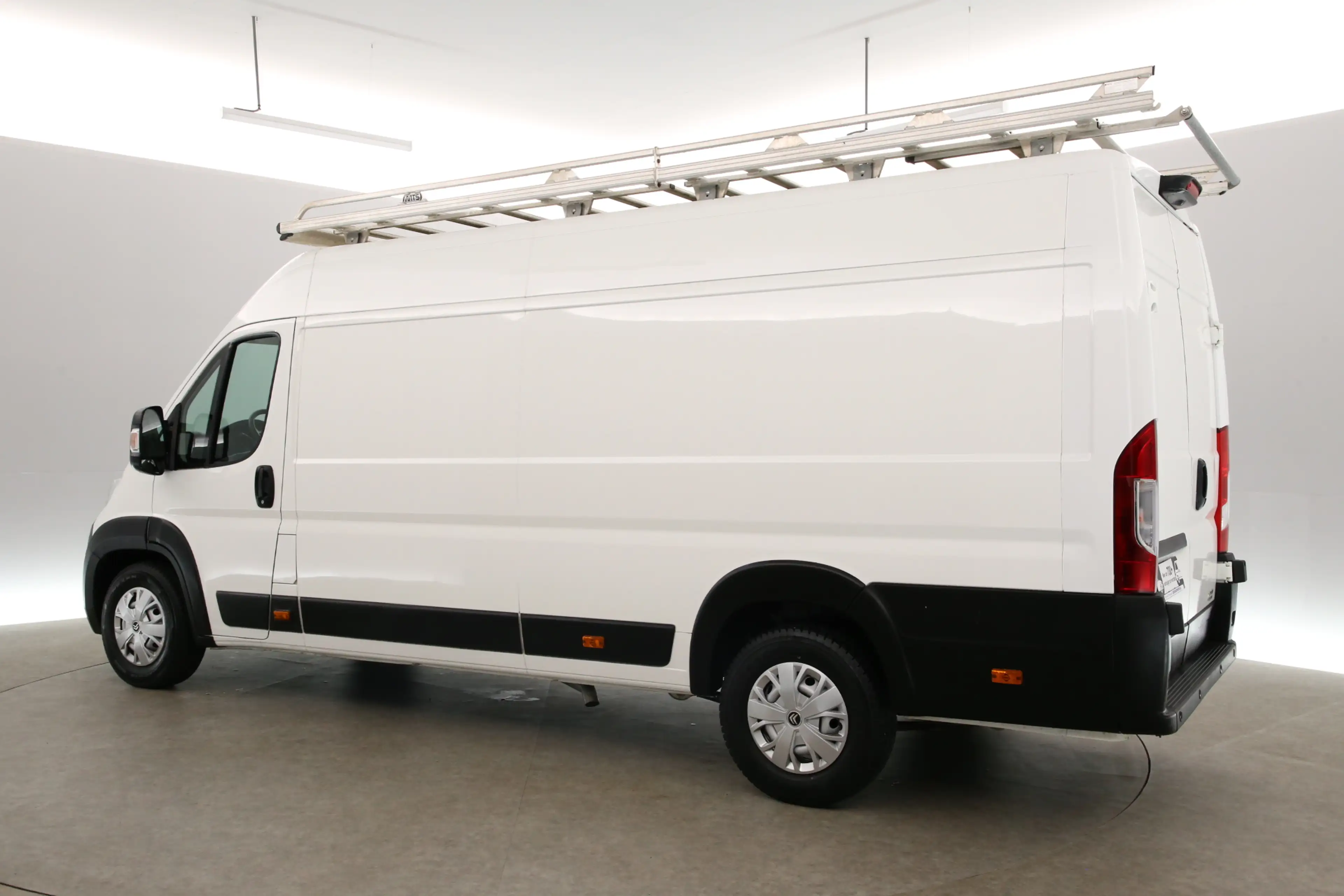 Citroen Jumper 2.0 L3H2 | Clima | Camera | Cruise | 3 Zits | Navi — photo 3