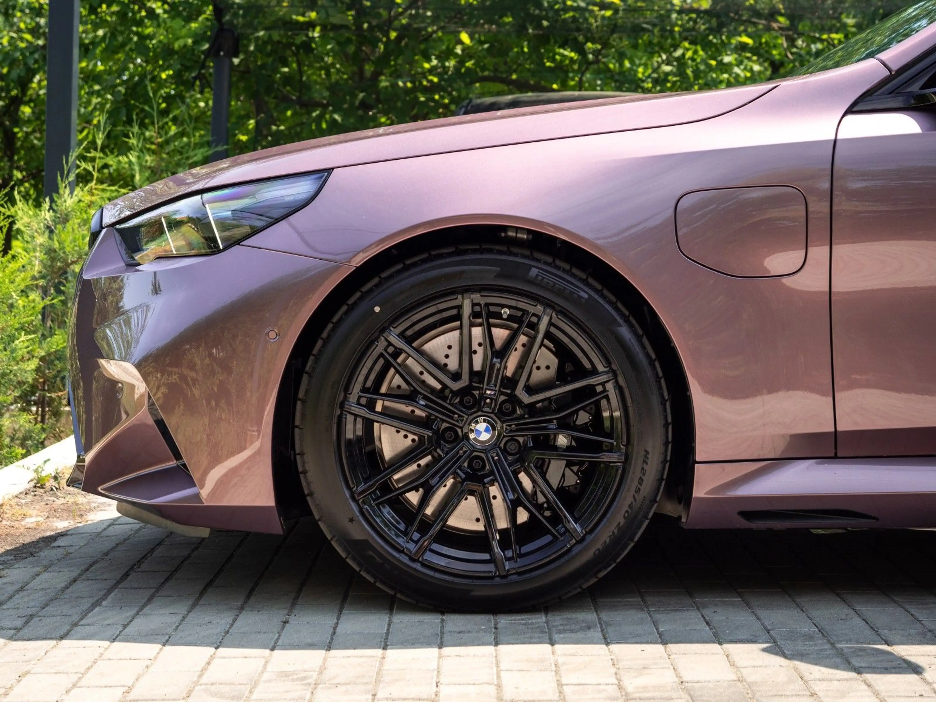 BMW M5 INDIVIDUAL.DR.ASS.PRO.PANO.360.4ZONEN.B&W — photo 11