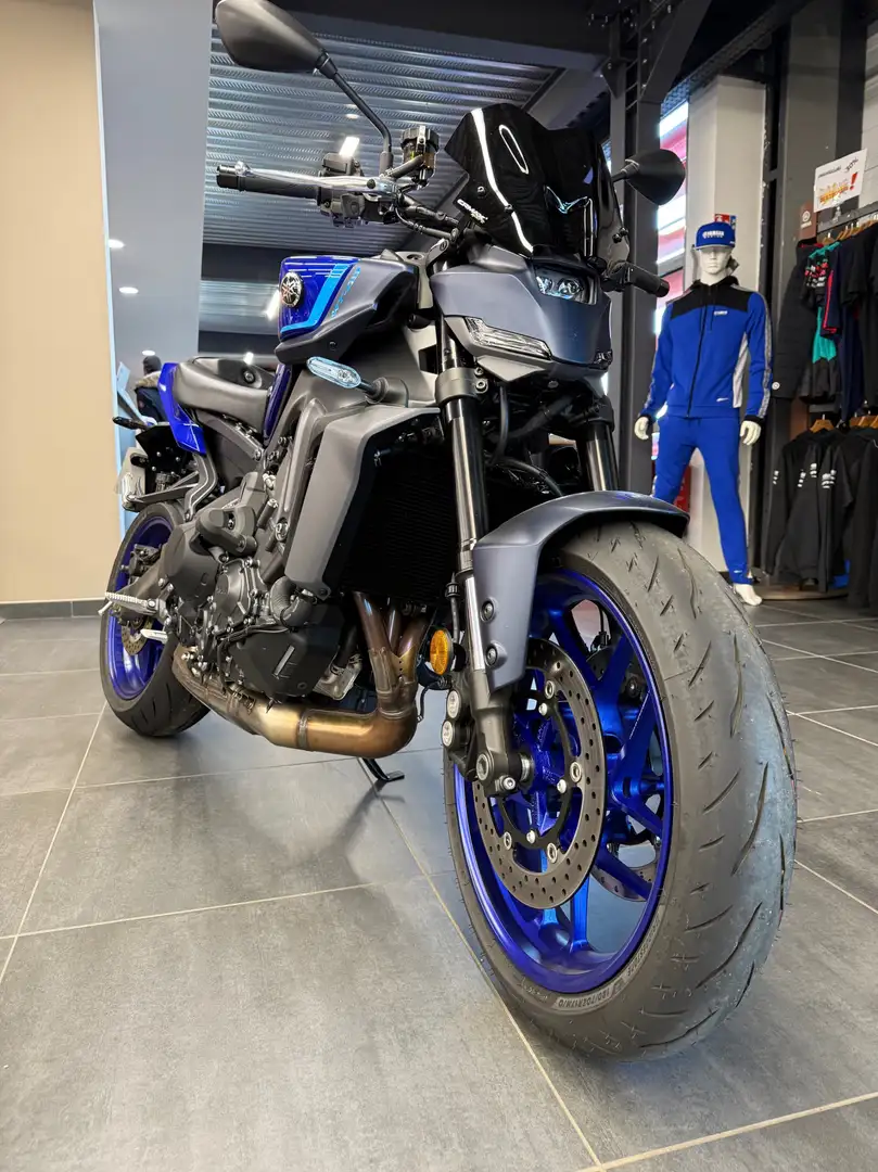 Yamaha MT-09 Azul - 2