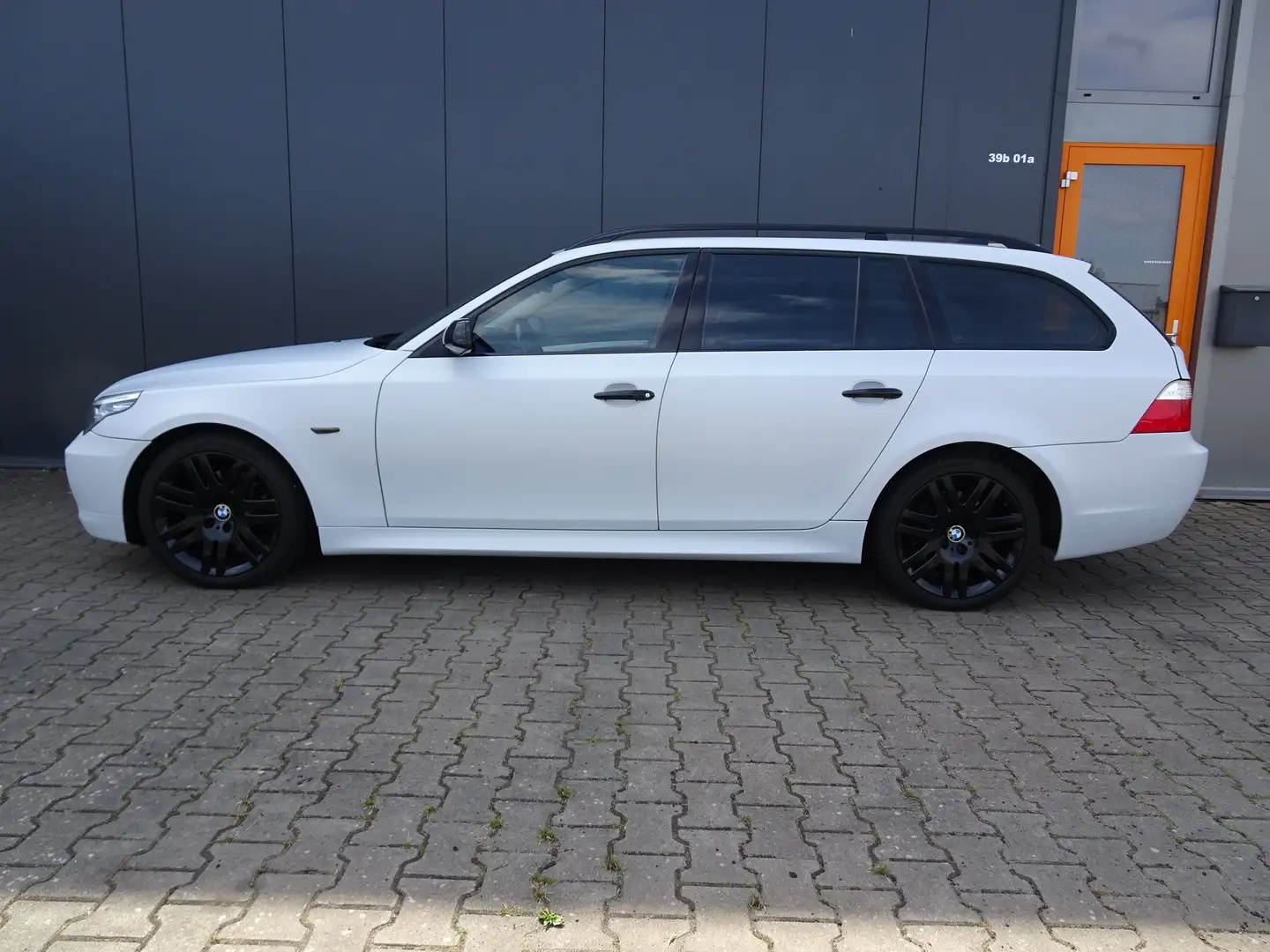 BMW 525 Touring Automaat uitzonderlijke uitvoering Wit - 2