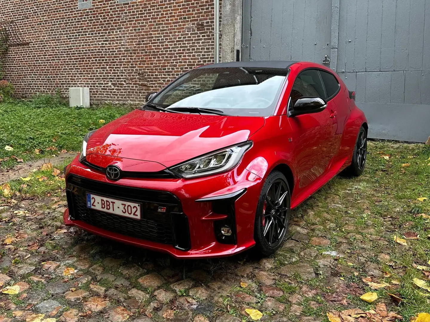 Toyota Yaris GR+1.6+Turbo+High+Performance Rood - 1