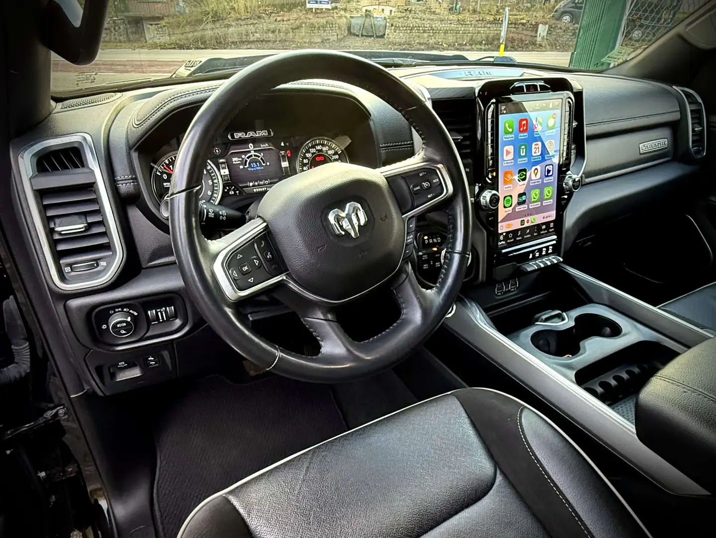 Dodge RAM 1500 5.7 HMI V8 LPG  53677 Euros HTVA Negro - 2
