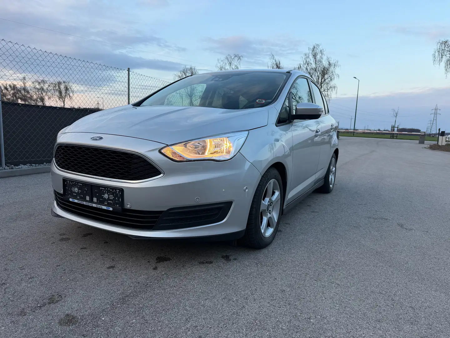 Ford C-Max C-MAX Ambiente 1,0 EcoBoost Ambiente Silber - 1