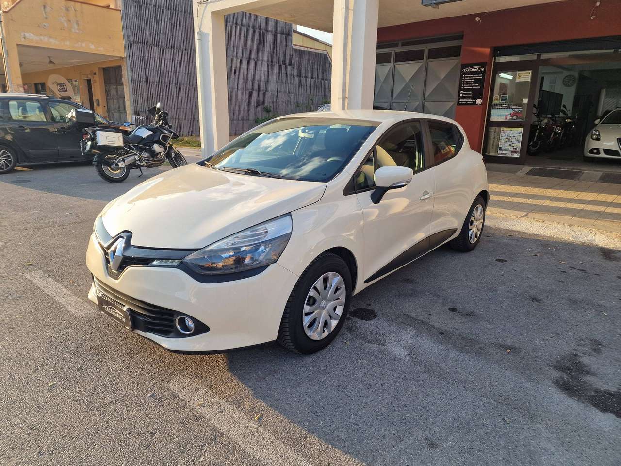 Renault Clio Clio IV 1.2 Life (wave) 75cv E6