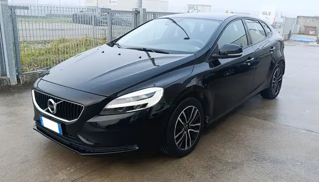 Volvo V40 D2 2.0d 120cv Business Plus my19 - Uniproprietario