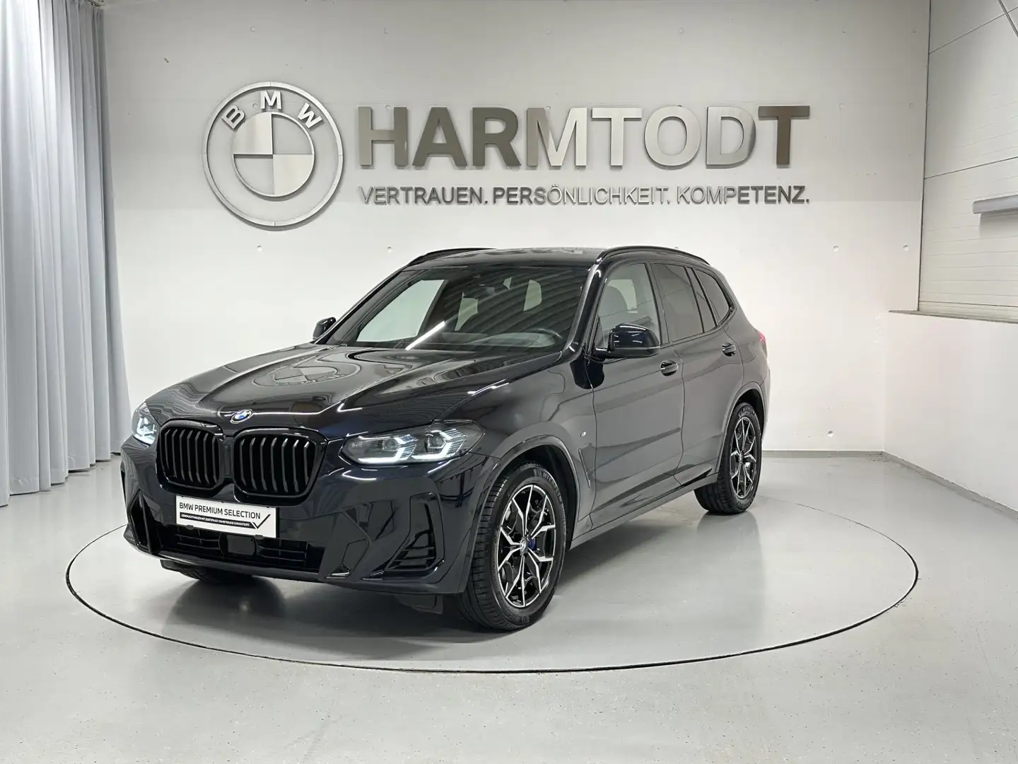 BMW X3 xDrive20d Schwarz - 1