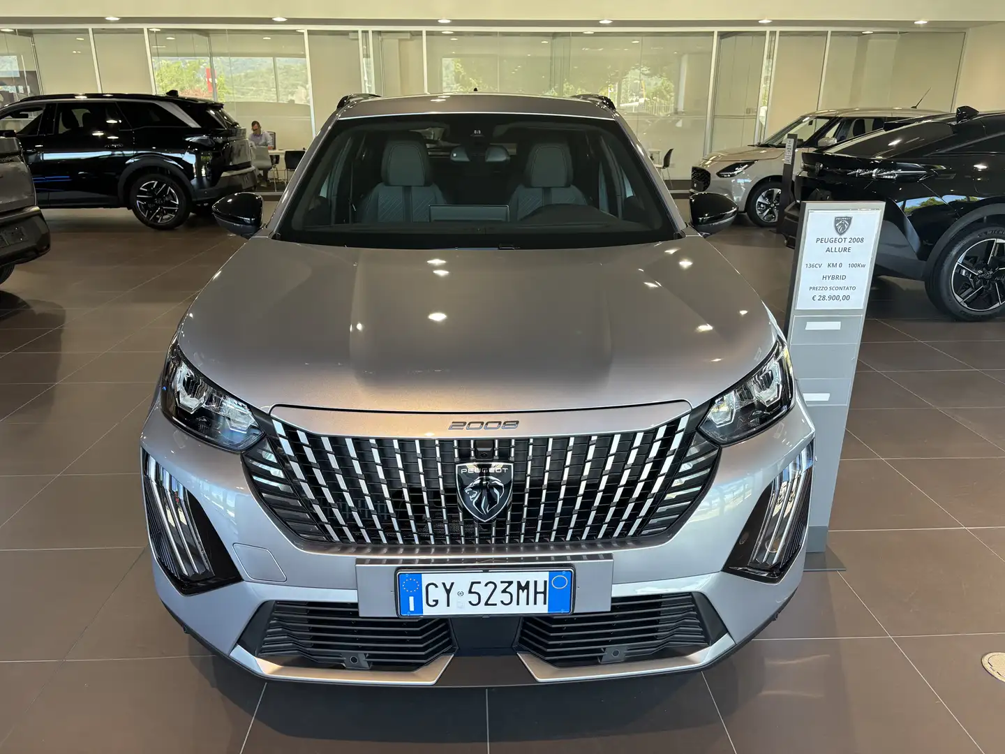 Peugeot 2008 2008 II 2023 1.2 hybrid Allure 145cv e-dcs6 Argento - 2