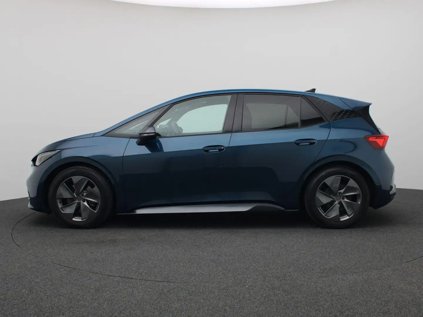 CUPRA Born Copper Edition 62 kWh 204PK Panoramadak, Elektr. V Blauw - 2