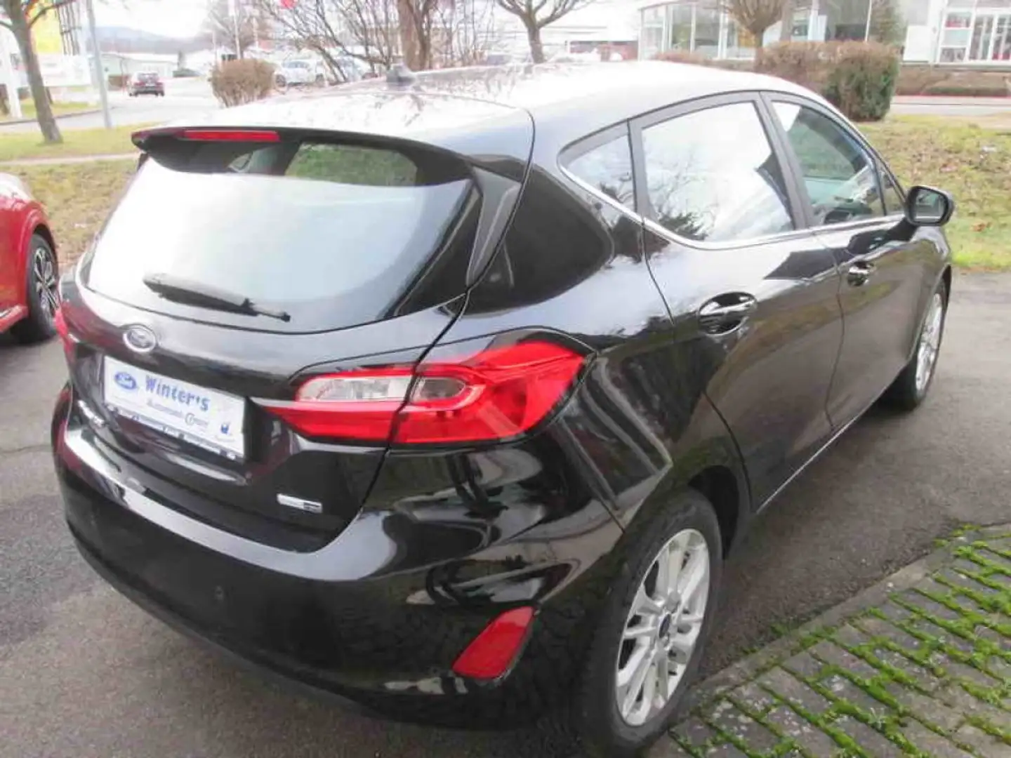 Ford Fiesta 1.0 EcoBoost Hybrid S&S TITANIUM Schwarz - 2