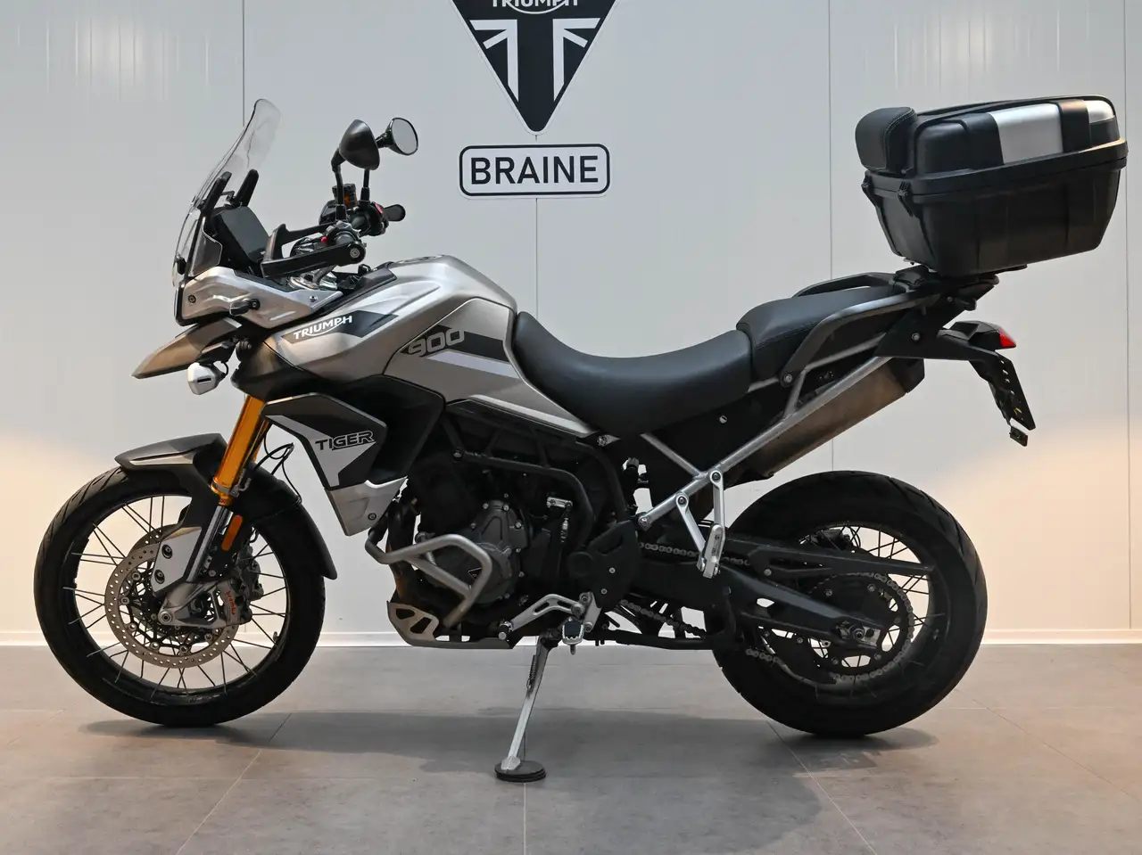 Triumph Tiger 900