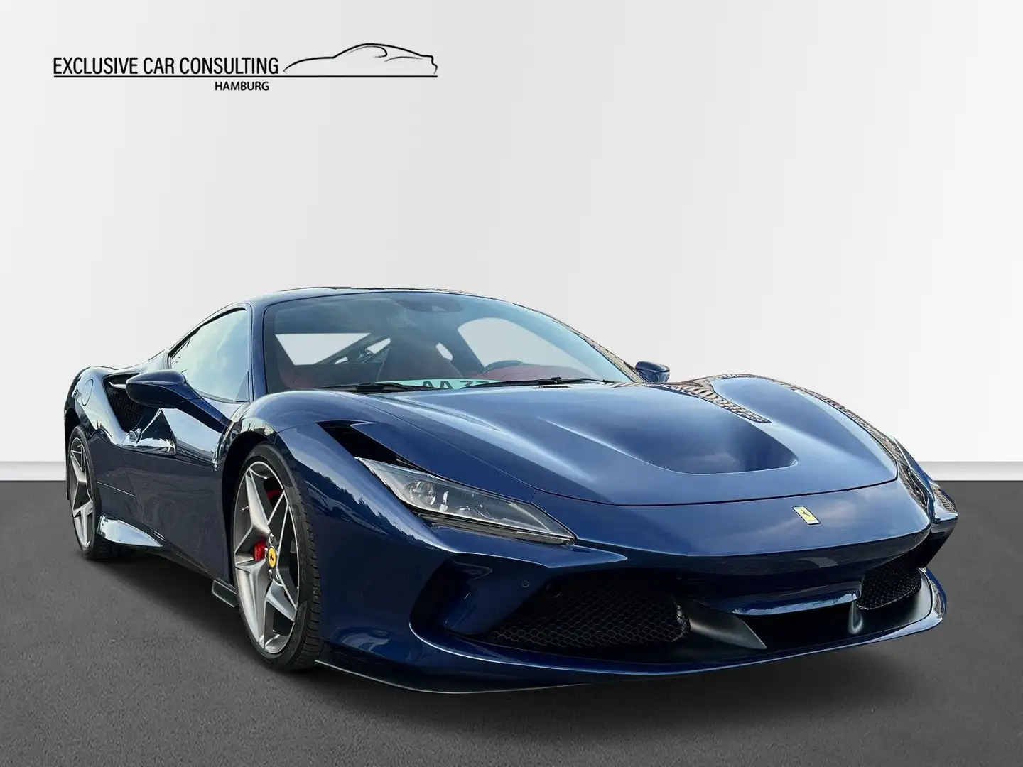 Ferrari F8 Tributo DCT *Lift *Carbon Blau - 1