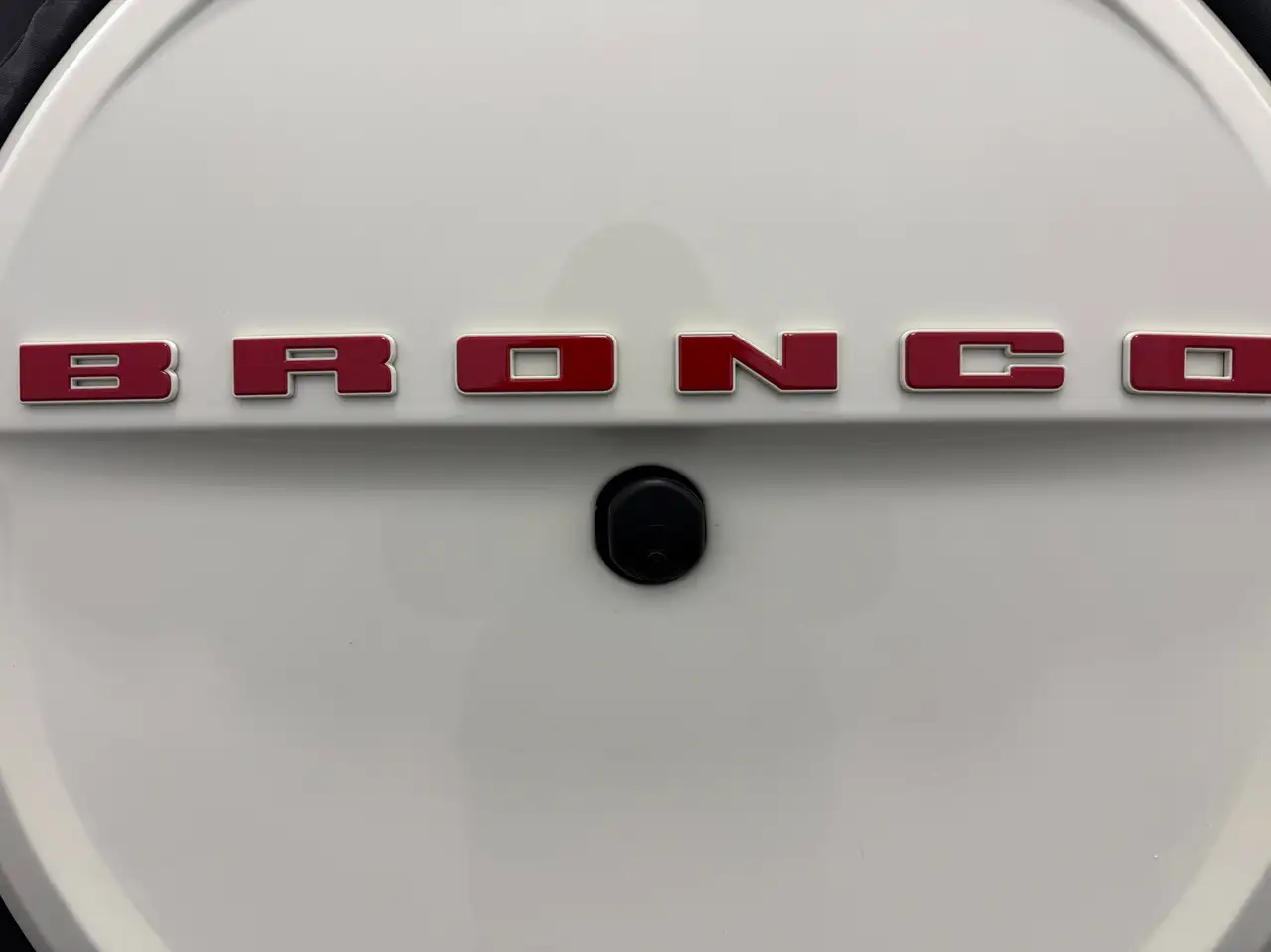 Ford Bronco photo Ford Bronco