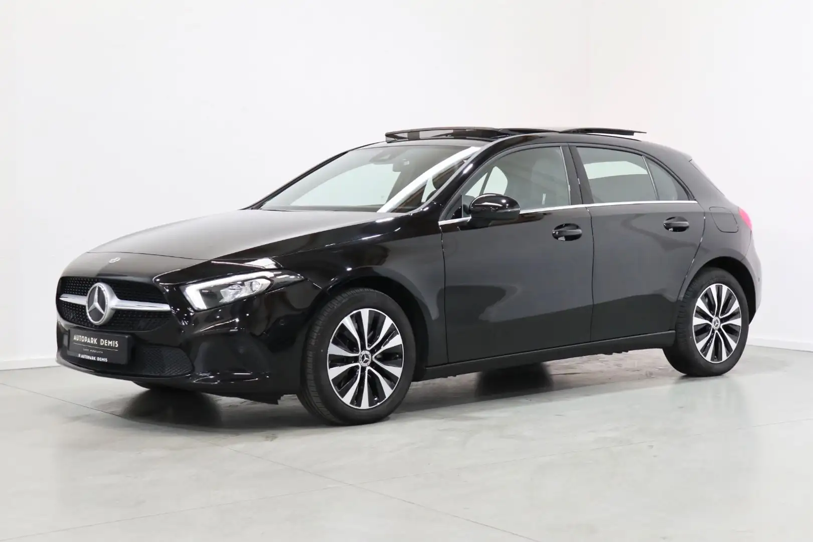 Mercedes-Benz A 250 Klasse e/PANO/KAM/LED/AMBIENTE LIGHT/LANE Schwarz - 2