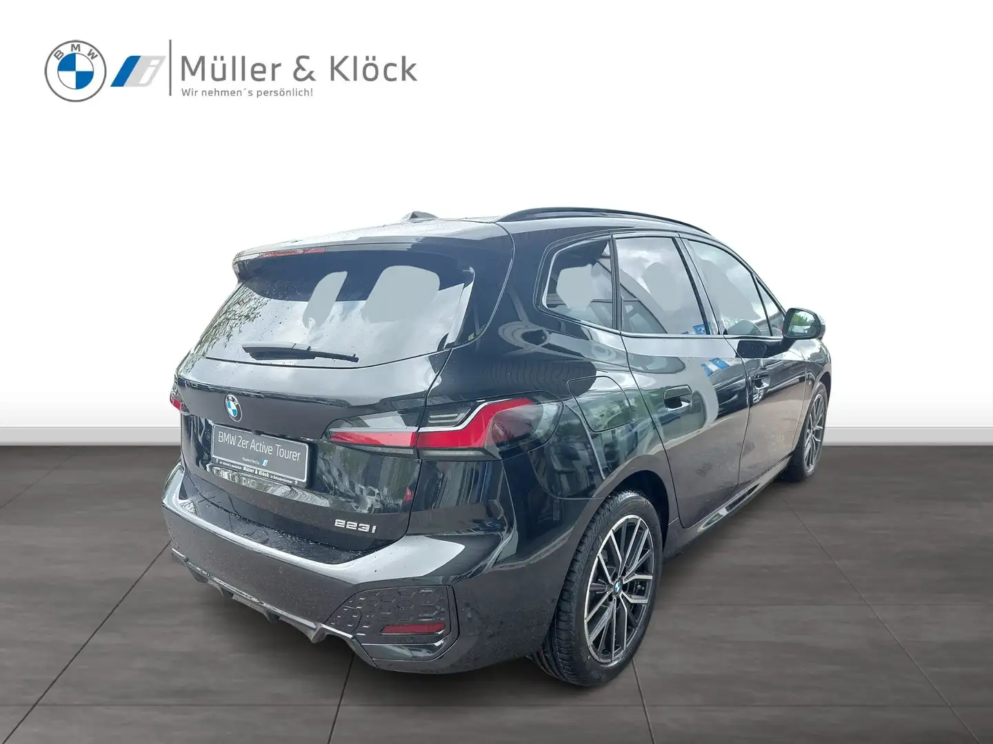 BMW 223 i  M Sport, Panoramaglasdach, Head-Up Černá - 2