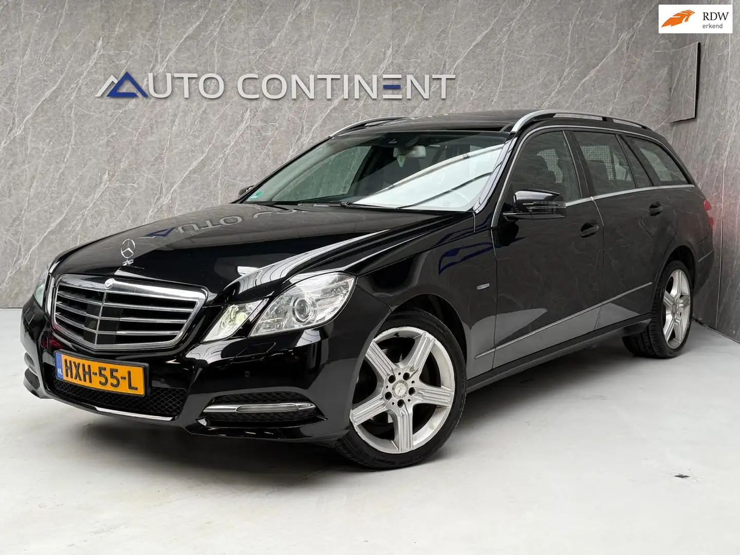 Mercedes-Benz E 350 Estate CGI Avantgarde 4-Matic / Full Option Schwarz - 1