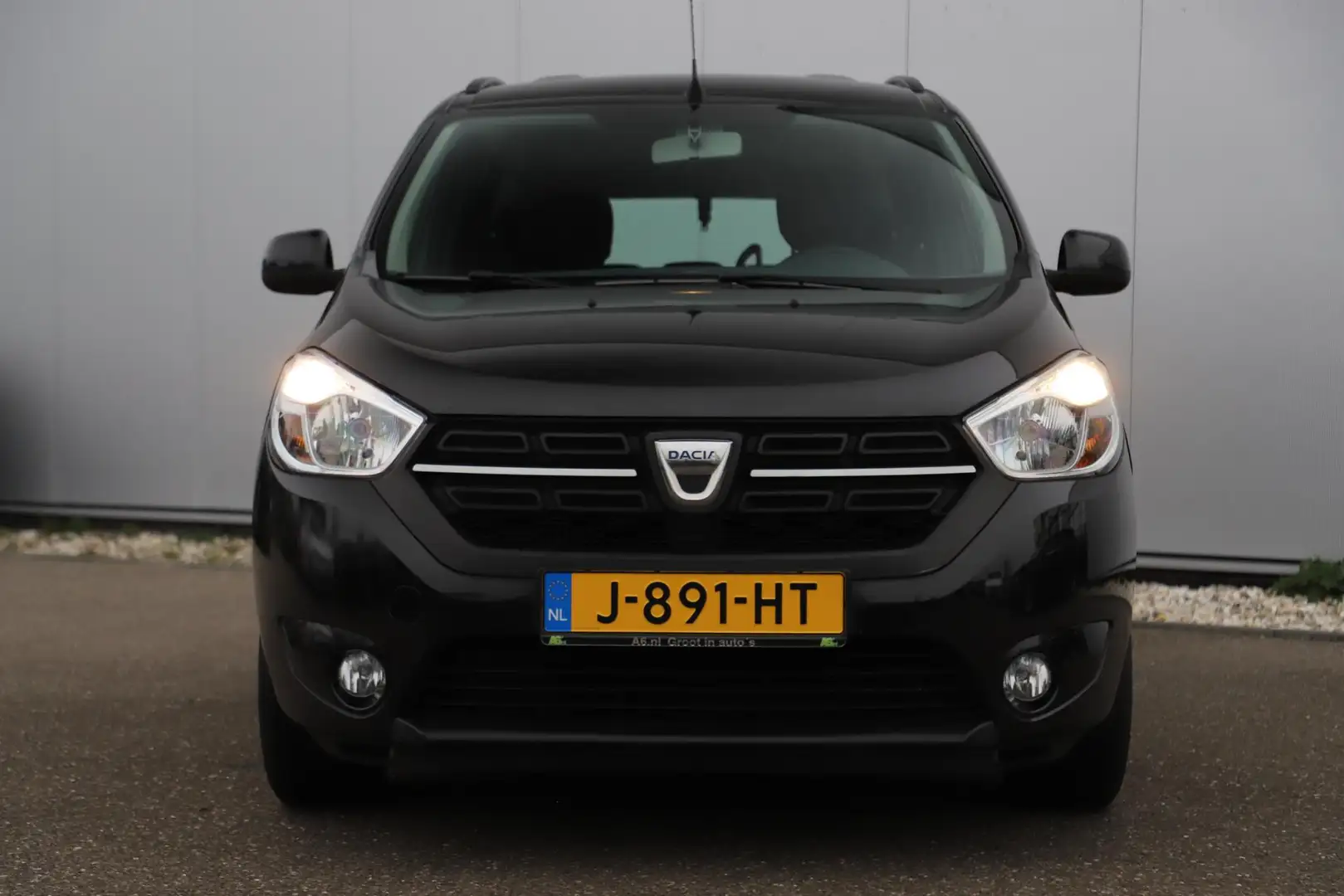 Dacia Lodgy 1.3 TCe Comfort 7p. Airco Navigatie Carplay Achter Zwart - 2