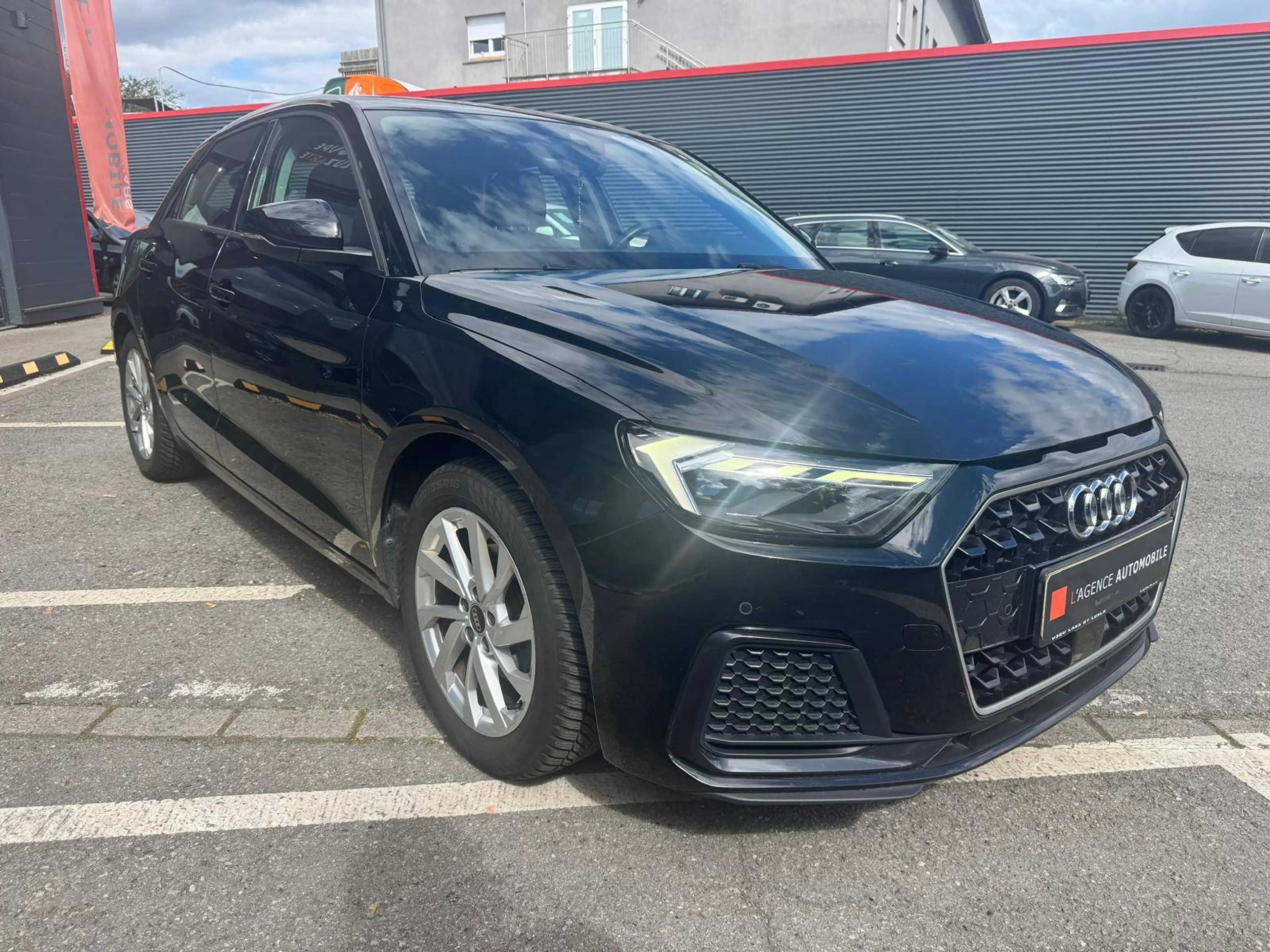 Audi A1 A1 / BVA / NAVY / VP — photo 3