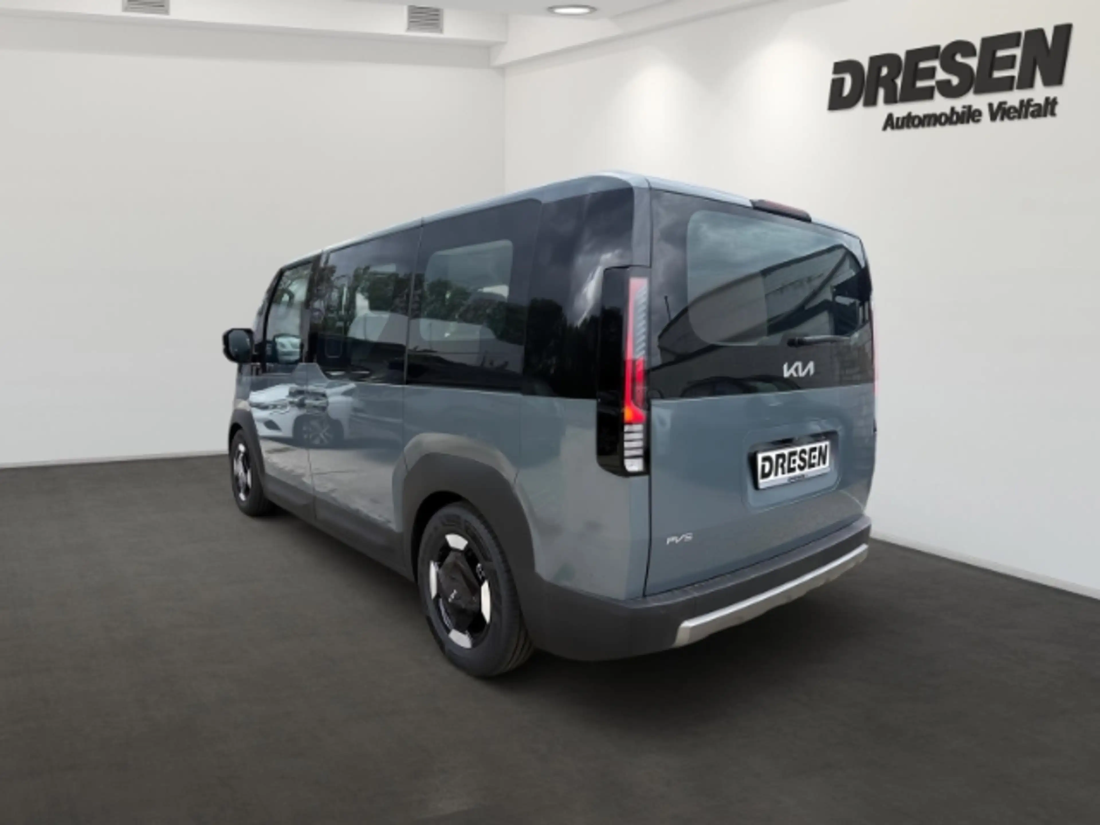 Kia PV5 Passenger Passenger Elite 71,0 kWh 2-3-0 WÄRMEPUMPE,360°KAME — photo 4