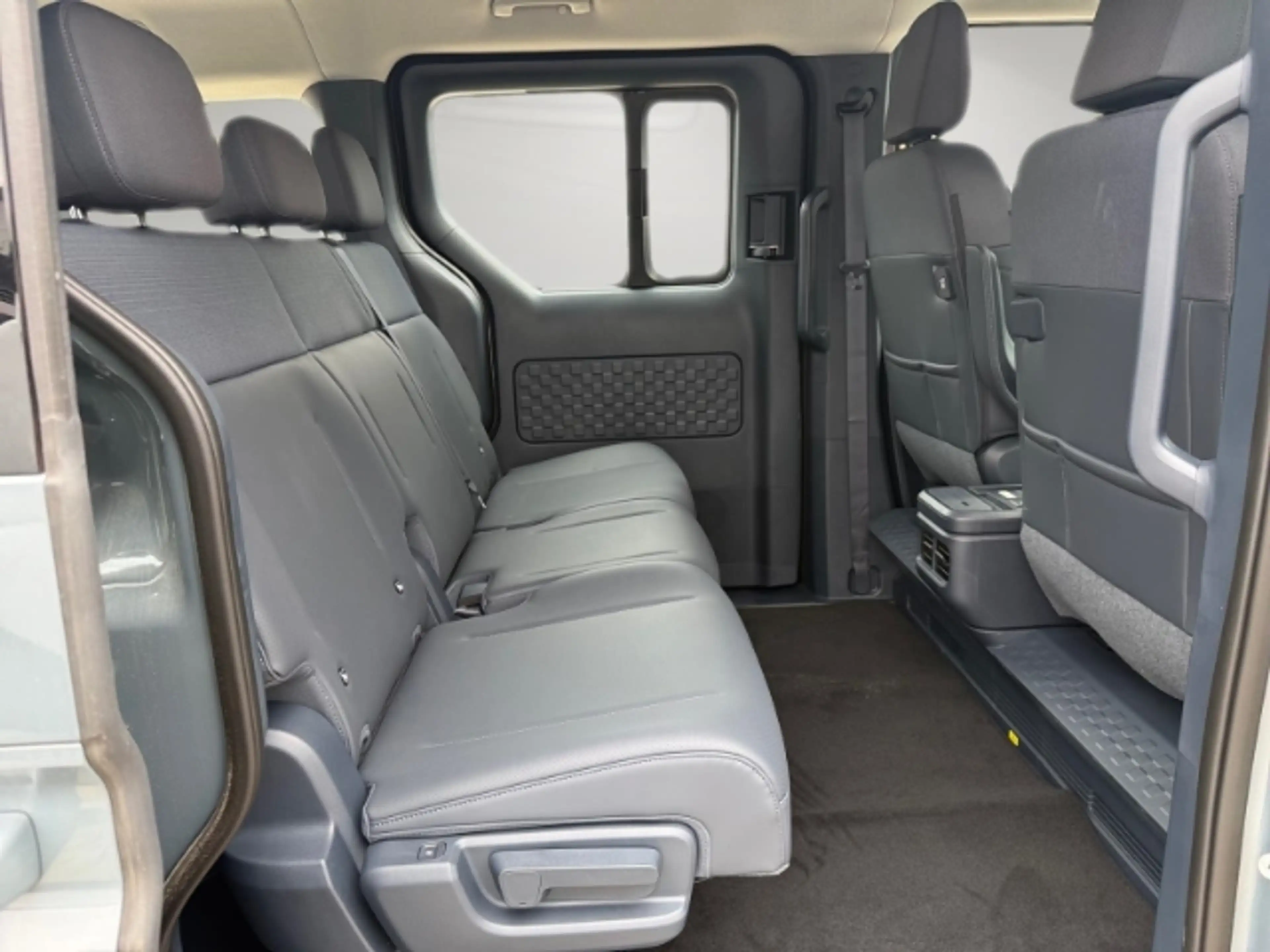 Kia PV5 Passenger Passenger Elite 71,0 kWh 2-3-0 WÄRMEPUMPE,360°KAME — photo 13