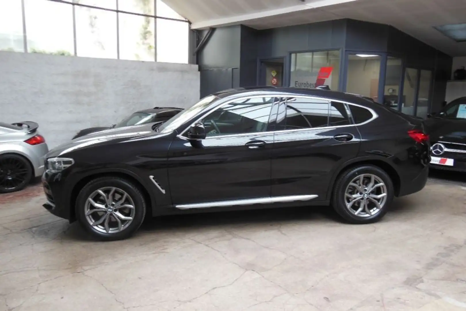 BMW X4 XDRIVE20DA 190CH XLINE (G02) Schwarz - 2