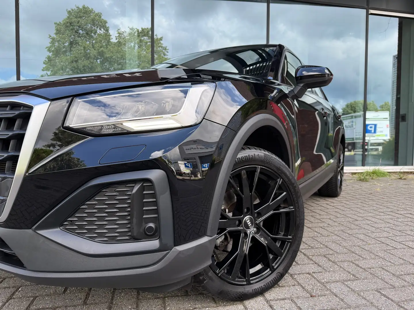 Audi Q2 30 TFSI Pro Line - Climate - Cruise - Media - Park Noir - 2