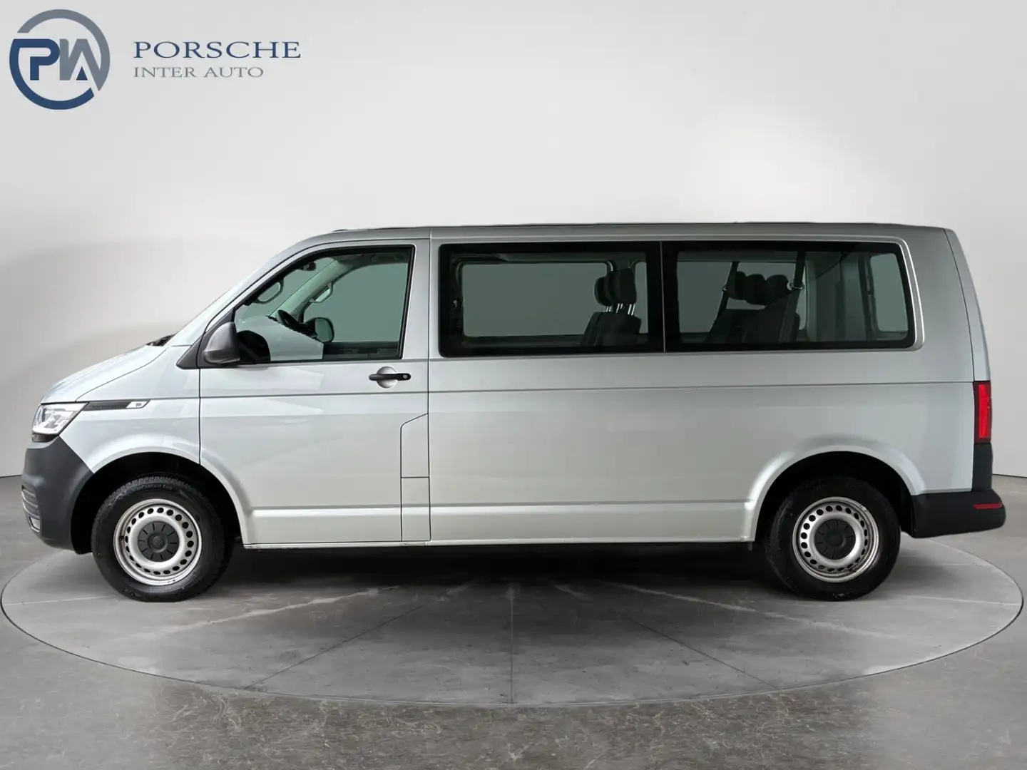 Volkswagen T6.1 Transporter Kombi LR TDI Argent - 2