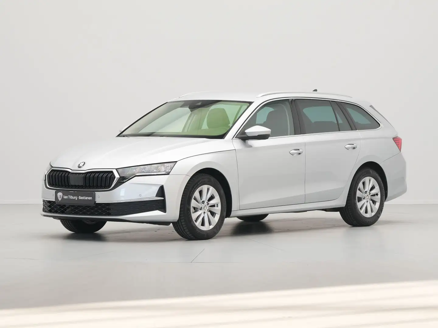 Skoda Octavia Combi 1.5 TSI MHEV Business Edition Navigatie Keyl Argent - 2